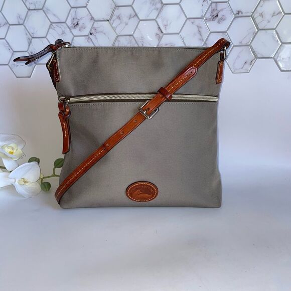 Dooney & Bourke Nylon Shoulder Bag Khaki - Picture 1 of 10
